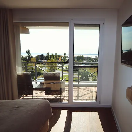 Appartement Sirava ***