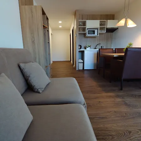 Appartement Sirava *** *