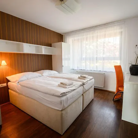 Apartman Sirava ***
