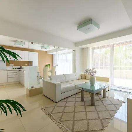 Apartman Sirava *** Ungtavas