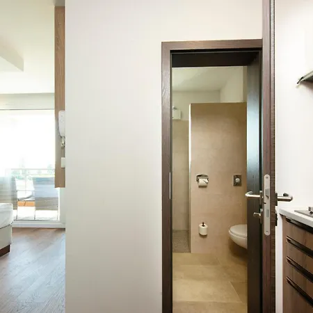 Apartman Sirava *** Ungtavas