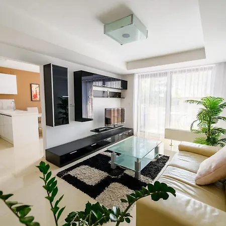 Apartman Sirava *** Ungtavas